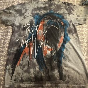 Size M Pink Floyd’s The Wall T-Shirt